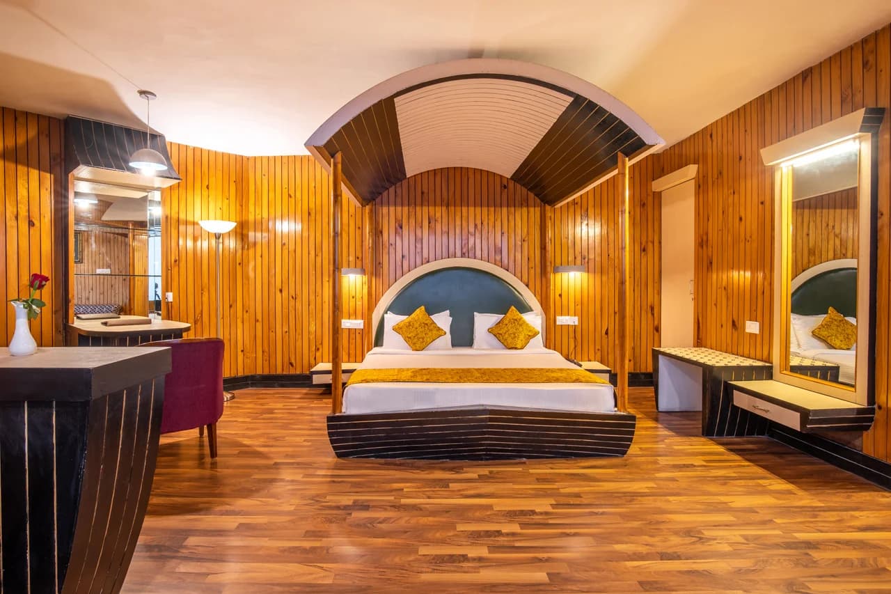 poppys suite