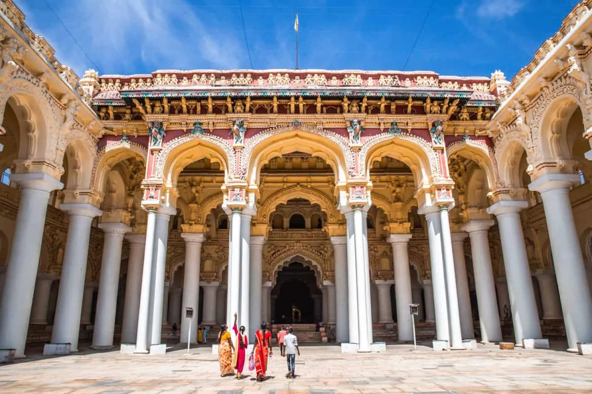 thirumalai nayakkar palace
