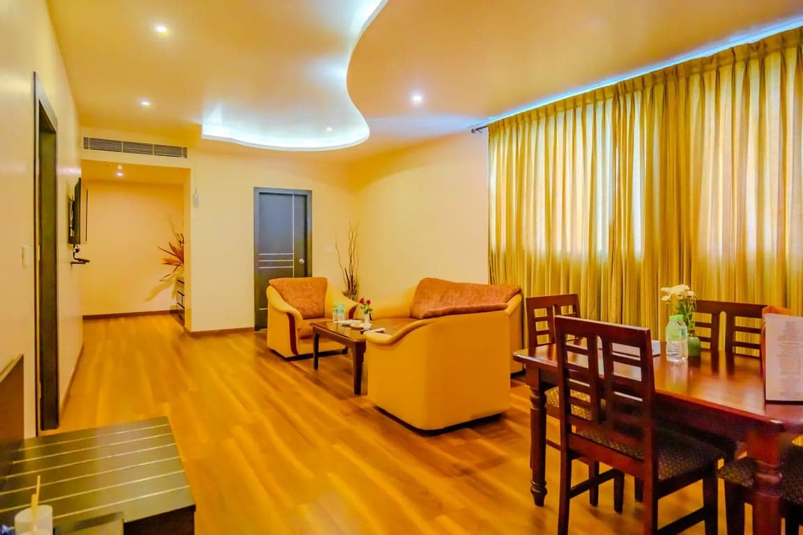 Poppys Deluxe Suite